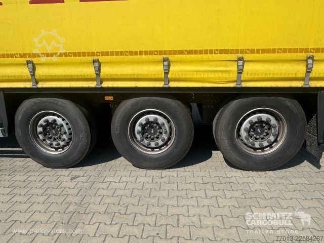 Öppen semitrailer med kapell Schmitz Cargobull Curtainsider Standard