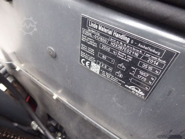 Carretilla eléctrica de 4 ruedas Linde E25HL-01/600