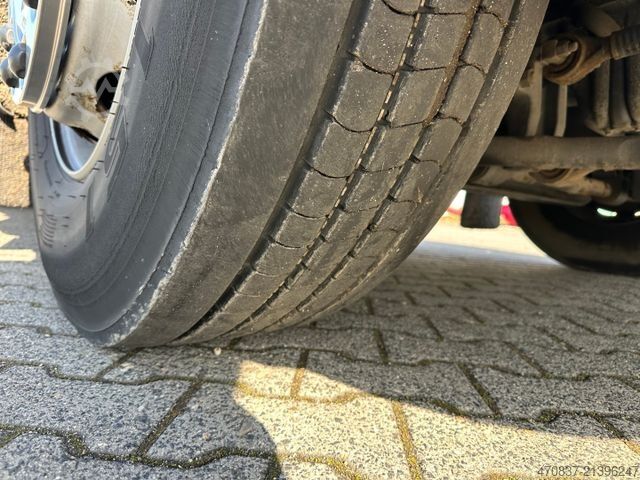 Camion frigorific SCANIA P 280 / 6x2 / Carrier 1250 MT  / Länge 9,1 m