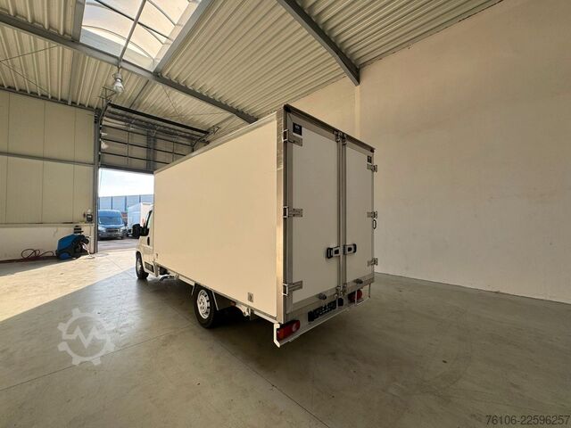 Koelwagen met geïsoleerde laadbak Citroën Jumper Tiefkühlkoffer Carrier Xarios 350 *Klima*