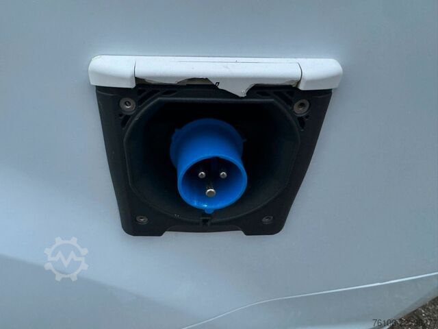 Furgon sa rashladnim sandukom FORD Transit Custom Pharma*3 Kammer*-30/+5/+22 Grad