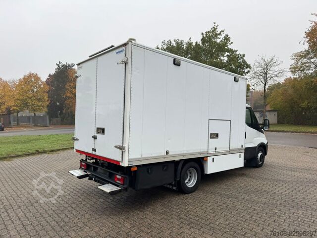 Vrachtwagen met bakwagen IVECO Daily 70C15 Koffer *Klima*Ahk*