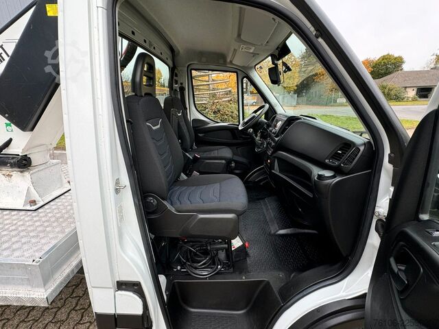 Vrachtwagenhoogwerker IVECO Daily 35S14 Hubarbeitsbühne Versalift 11,2 Meter