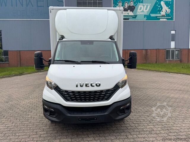 Vrachtwagen met bakwagen IVECO Daily 72C18 Hi Matic Koffer mit Ladebordwand