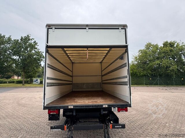 Vrachtwagen met bakwagen IVECO Daily 72C18 Hi Matic Koffer mit Ladebordwand