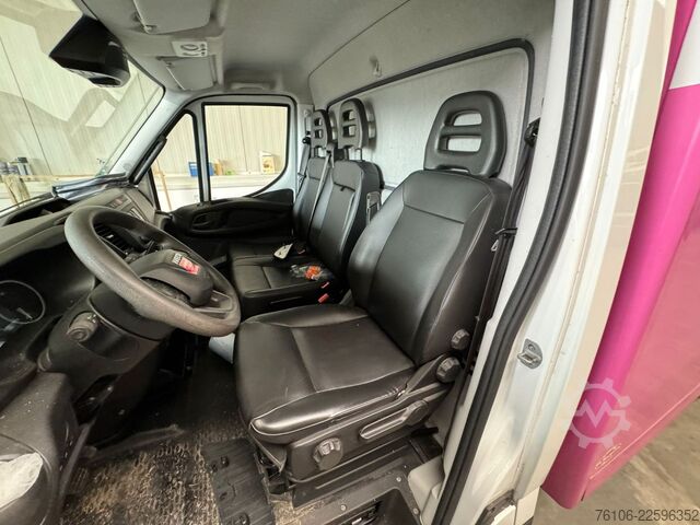 Furgone chiuso IVECO Daily 35S14 Hi-Matic Koffer*Ahk*Seiten tür*