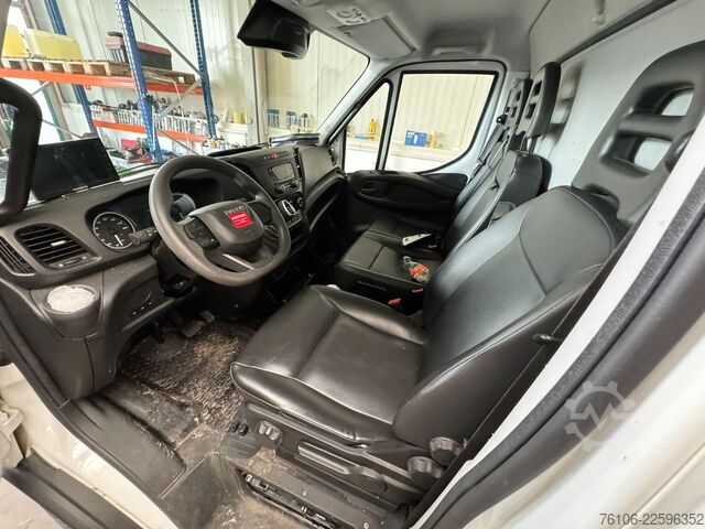 Furgone chiuso IVECO Daily 35S14 Hi-Matic Koffer*Ahk*Seiten tür*