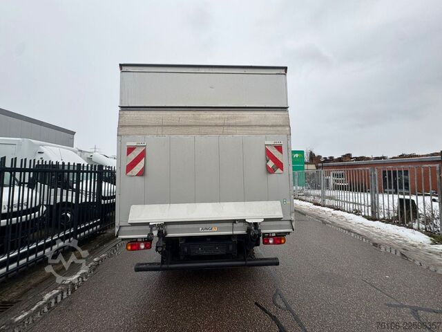 Fourgon tôlé FUSO Canter 7C18 Koffer mit Ladebordwand *Klima*