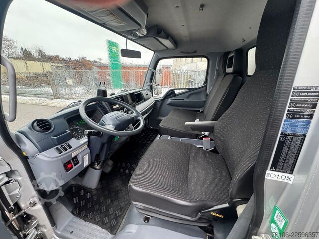 Fourgon tôlé FUSO Canter 7C18 Koffer mit Ladebordwand *Klima*