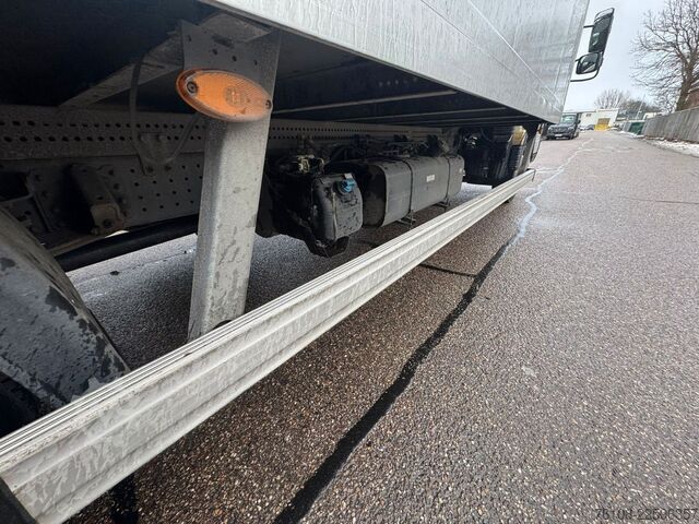 Fourgon tôlé FUSO Canter 7C18 Koffer mit Ladebordwand *Klima*