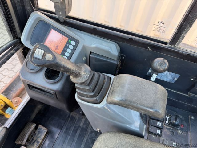 Minibagr YANMAR VIO27-6 / 2019 BJ / 2.600 H / 2 x Löffel