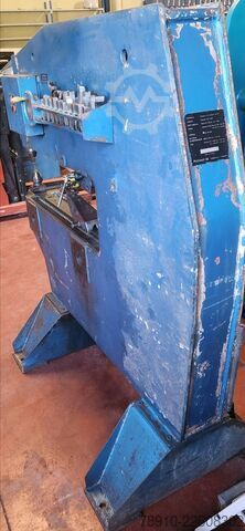 Grignoteadora universal de garganta profunda Pullmax P 21 S
