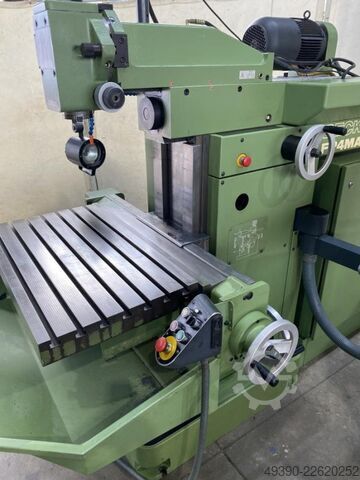 CNC freesmachine, conventionele werktuigenfreesmachine met handwielen en baanbesturing GRUNDIG Contu DECKEL FP 4 MA