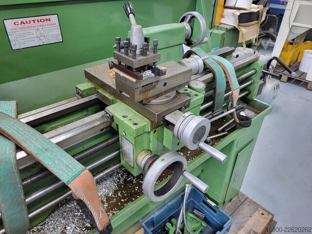 Torno metálico, torno Huvema HU 1010 A