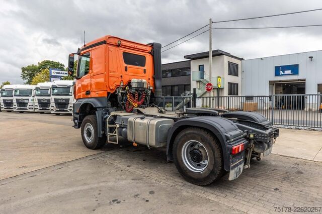 Estándar-SZM Mercedes-Benz AROCS 2145 - 4X4