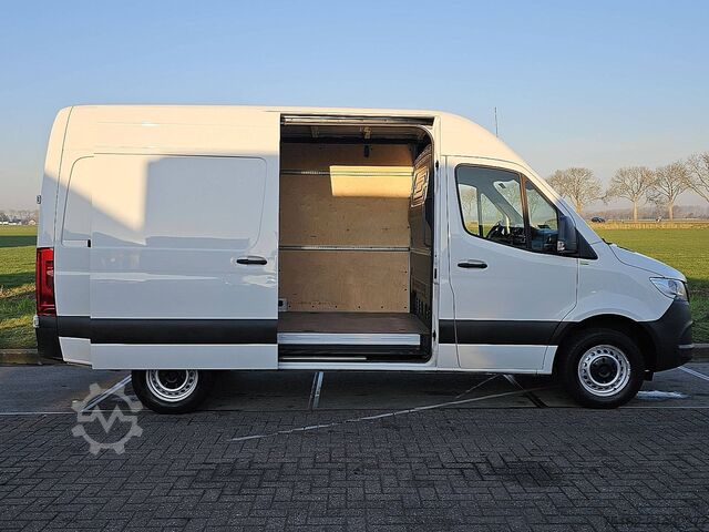 Bestelauto MERCEDES-BENZ SPRINTER 317 L2H2 Mbux10 Navi