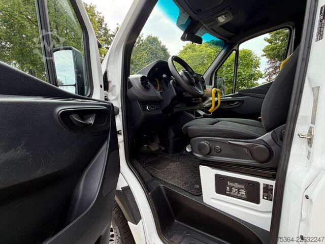 Minibüs MERCEDES-BENZ Sprinter 311 Cdi 9Sitze Rollstuhllift Klima Navi