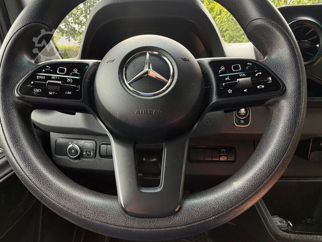 Minibüs MERCEDES-BENZ Sprinter 311 Cdi 9Sitze Rollstuhllift Klima Navi