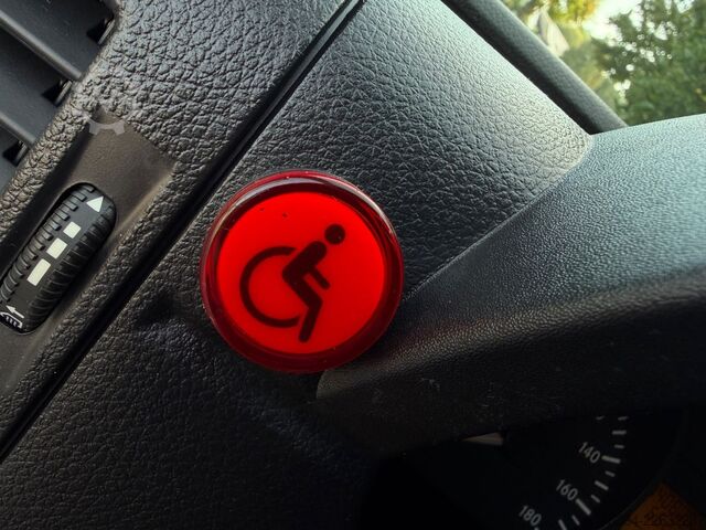Minibusz MERCEDES-BENZ Sprinter 313 Cdi Maxi Flex-i-Trans 9 Sitze+Lift