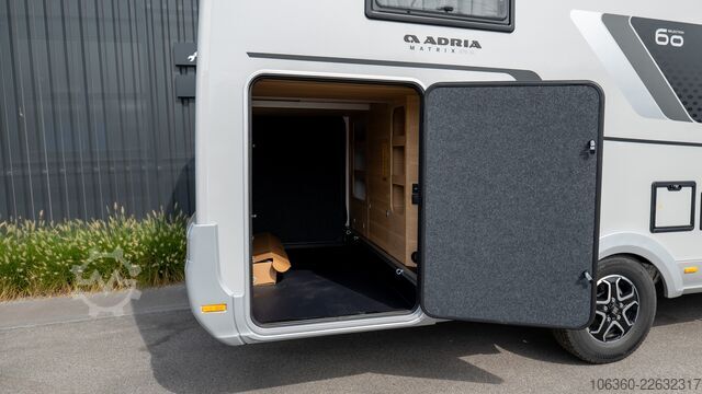 ADRIA MATRIX 670 SL - 60 ÉV FÉLIG INTEGRAL ÚJ ADRIA MATRIX 670 SL - 60Y