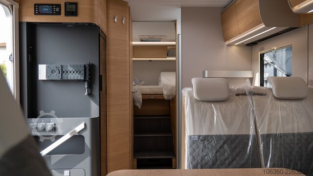 ADRIA MATRIX 670 SL - 60 ÉV FÉLIG INTEGRAL ÚJ ADRIA MATRIX 670 SL - 60Y