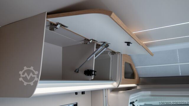 ADRIA MATRIX 670 SL - 60 ÉV FÉLIG INTEGRAL ÚJ ADRIA MATRIX 670 SL - 60Y