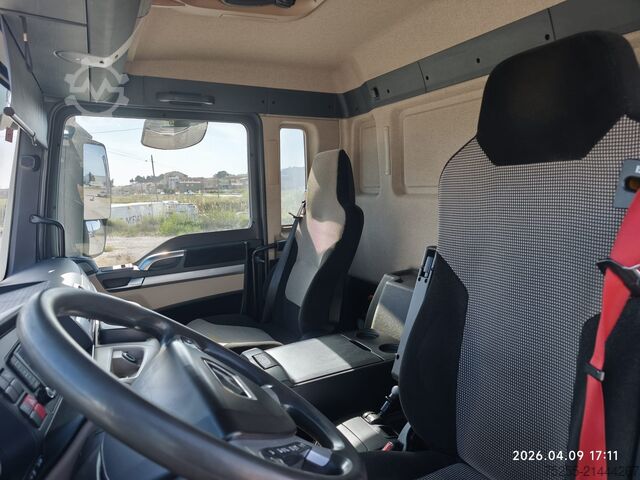 șasiu de camion MAN 26.360 TGS