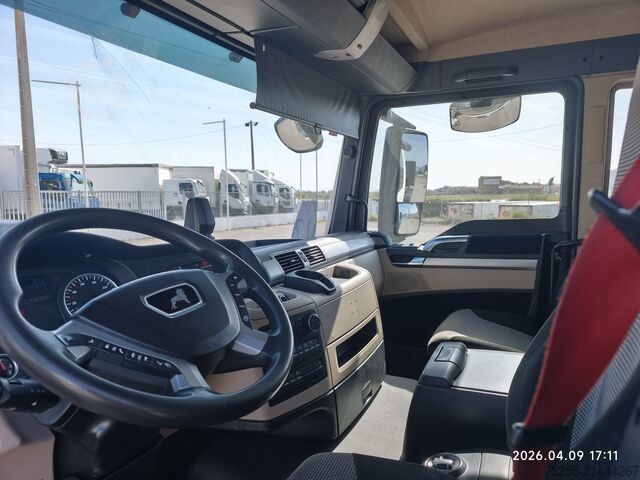 Truck chassis MAN 26.360 TGS