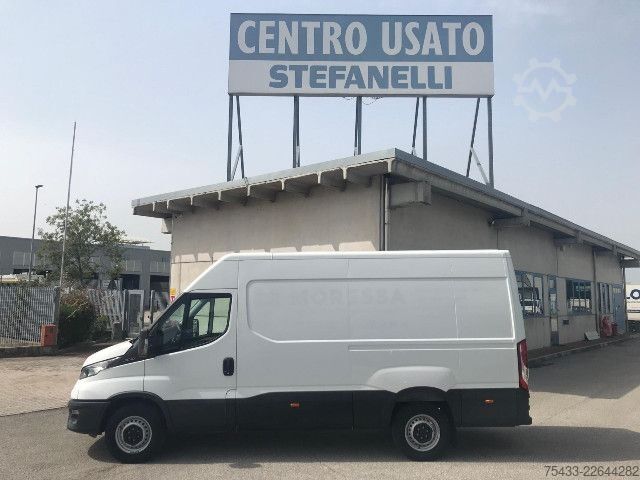 Furgone IVECO DAILY 35S14 V FURGONE