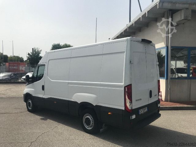 Furgone IVECO DAILY 35S14 V FURGONE