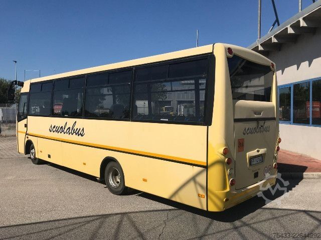 Autóbusz Mercedes-Benz ATEGO SITCAR SCUOLABUS 54+3+1