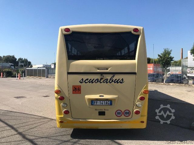 Autóbusz Mercedes-Benz ATEGO SITCAR SCUOLABUS 54+3+1
