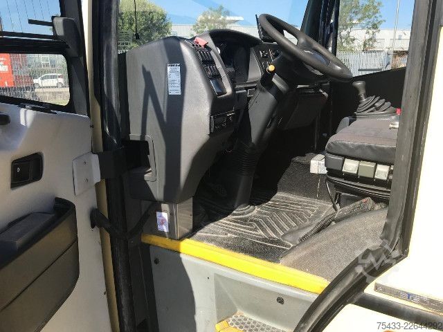 Autóbusz Mercedes-Benz ATEGO SITCAR SCUOLABUS 54+3+1