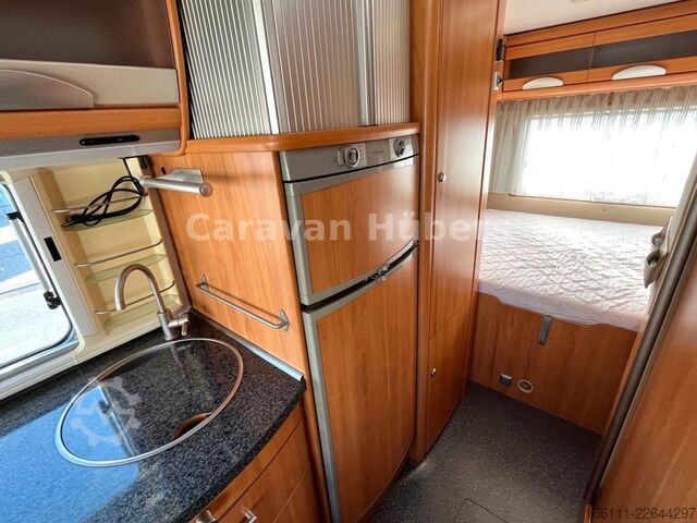 Camper integrado HYMER/ERIBA B 614 - Festbett- Klima -  - Solar -
