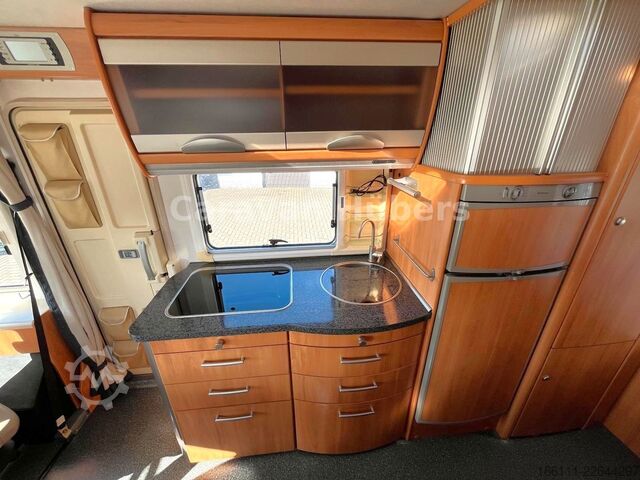 Camper integrado HYMER/ERIBA B 614 - Festbett- Klima -  - Solar -