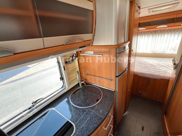 Camper integrado HYMER/ERIBA B 614 - Festbett- Klima -  - Solar -