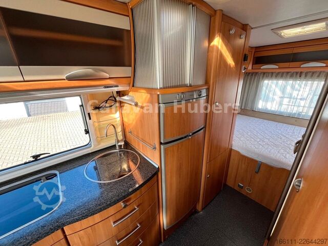 Camper integrado HYMER/ERIBA B 614 - Festbett- Klima -  - Solar -