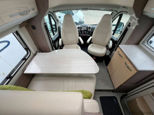 Caravana semiintegrada BÜRSTNER Nexxo T 660 - Festbett -  - Klima -