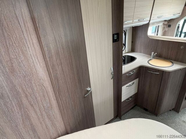 Caravana semiintegrada BÜRSTNER Nexxo T 660 - Festbett -  - Klima -
