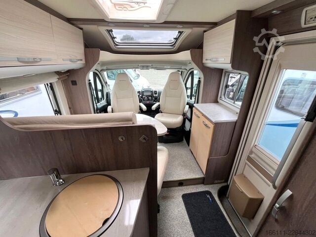 Caravana semiintegrada BÜRSTNER Nexxo T 660 - Festbett -  - Klima -