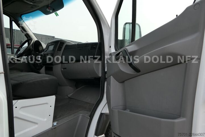 Duba panelată MERCEDES-BENZ 314 Sprinter Kasten Lang leichter Motorschaden