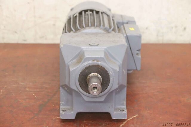 Motorreductor 0,75 kW 84 rpm KEB G 2.2A DK 80 G 4 F