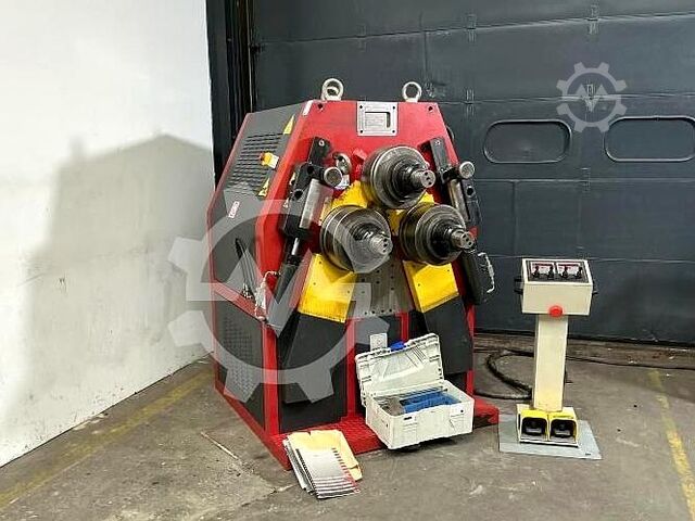 Profielbuigmachines Tauring ALPHA 120PQI
