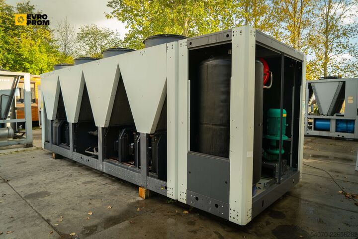 Kältemaschine Used Industrial Chiller CIAT - 493 kW | With warranty