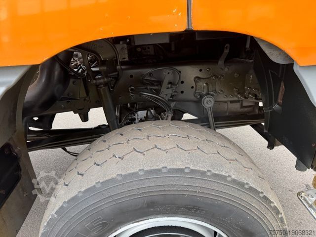 Driezijdige kipper MERCEDES-BENZ Actros 1831 4x4 Kipper - Kran- Kupplung- Blattfe