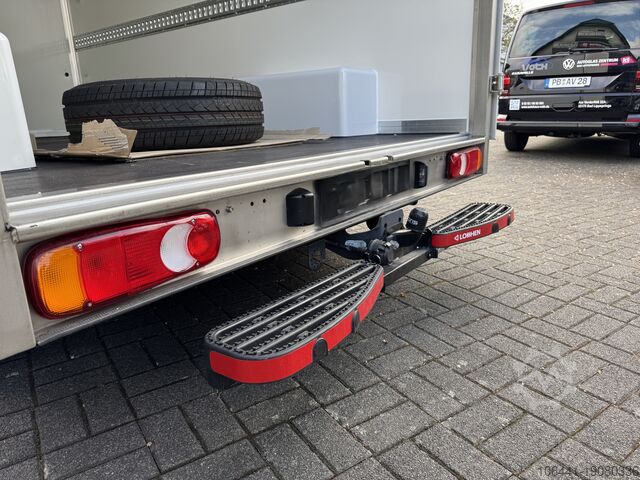 Transporter met koffer Renault Master RED Koffer Portaltüren