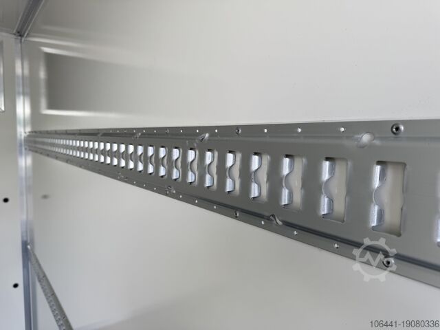 Transporter met koffer Renault Master RED Koffer Portaltüren