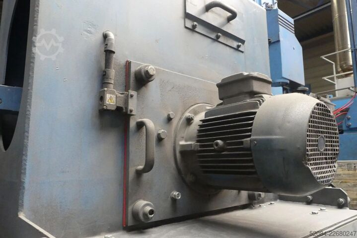 USF Wheelabrator T83 pásová tryskací zařízení USF Wheelabrator T83