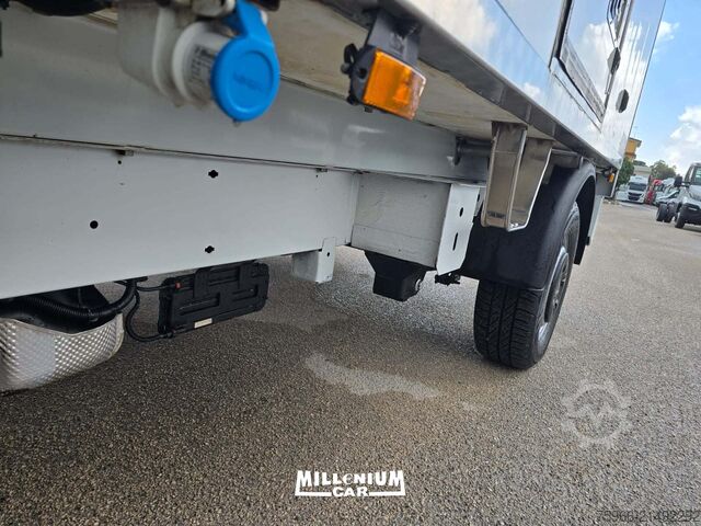 Koelwagen met geïsoleerde laadbak Renault RENAULT MASTER 2020 CELLA 3,20 FRC