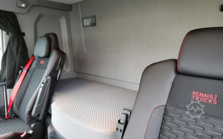 Sistema a braccio con gancio Renault C520 P8x4-4 TRIDEM ROAD 13 LITER + HIAB Z-KRAAN...
